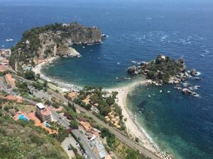 sud Italia e le spiagge di sabbia bianca